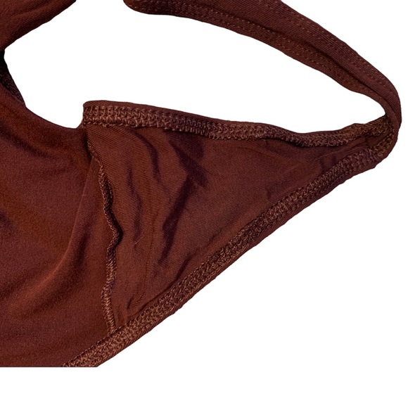 Wilfred | Double V Bodysuit - Picture 3 of 4